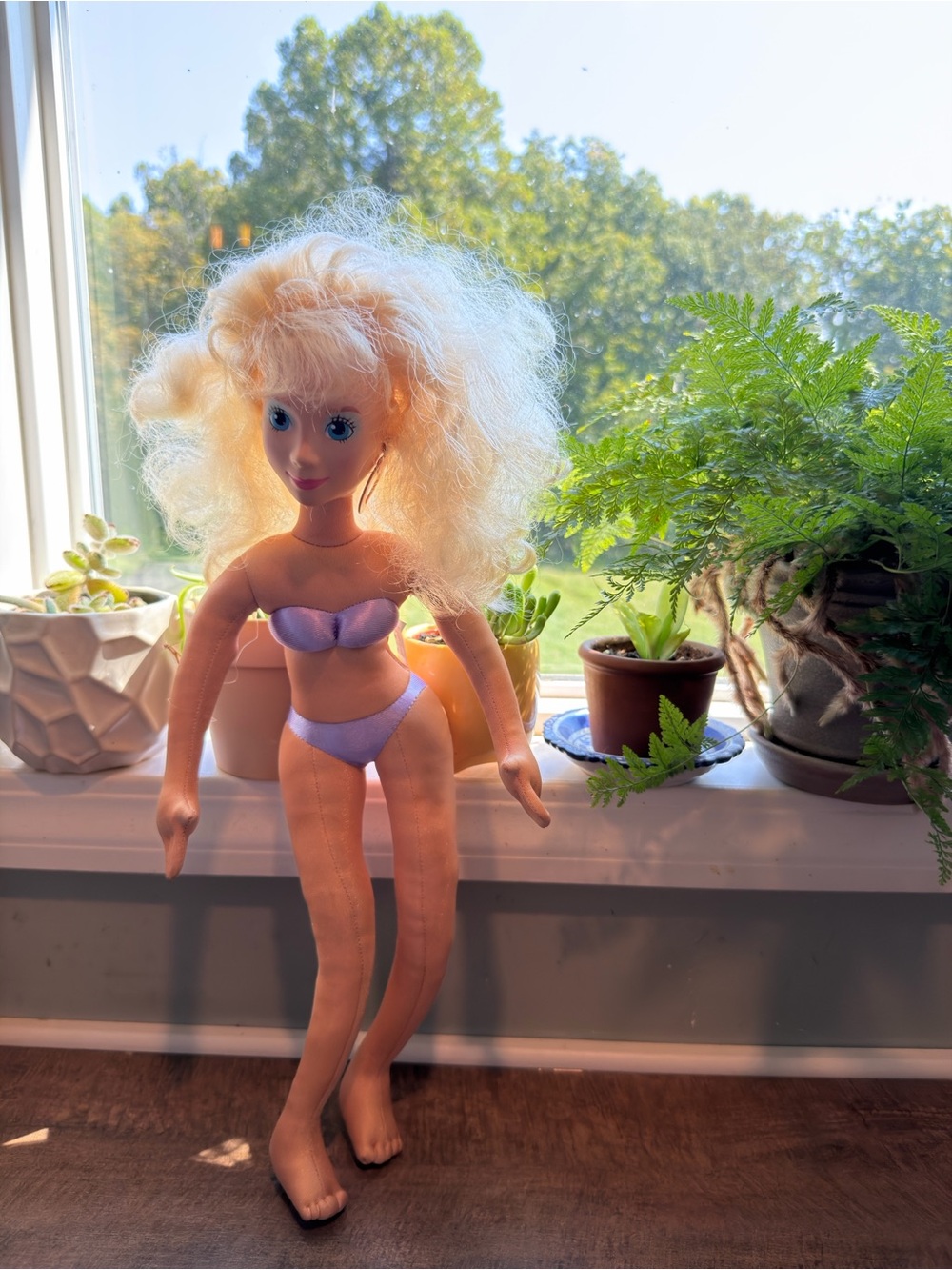 Vintage Mattel Barbie 16 in Soft Body Doll 1986 Blonde Curly Hair Blue Eyes